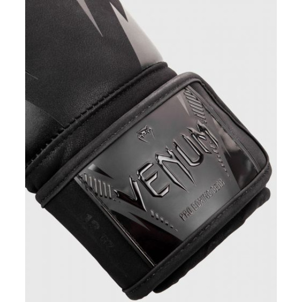 Боксерські рукавиці Venum Impact Boxing Gloves Black Black