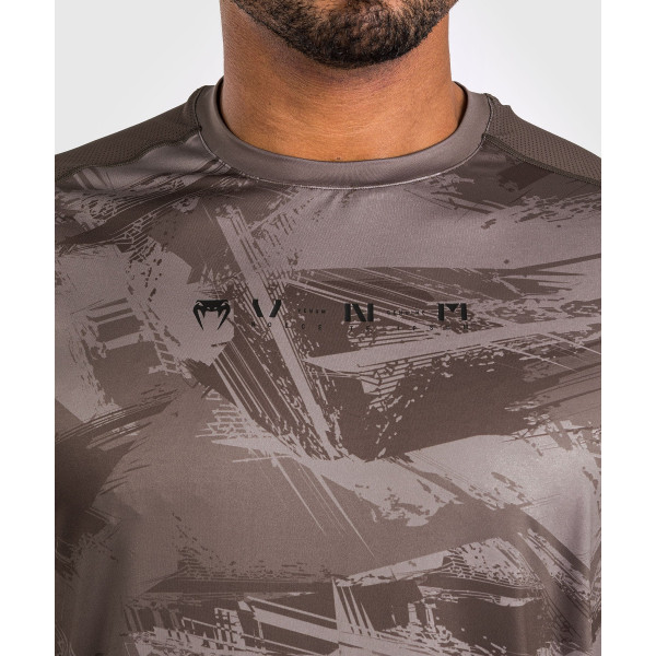 Тренувальна футболка Venum Electron 3.0 Dry-Tech T-shirt Sand