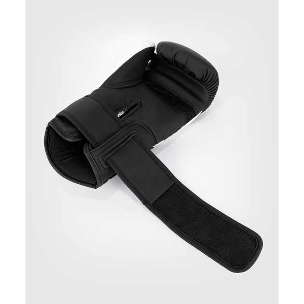 Боксерські рукавиці Venum Challenger 4.0 Boxing Gloves Black White