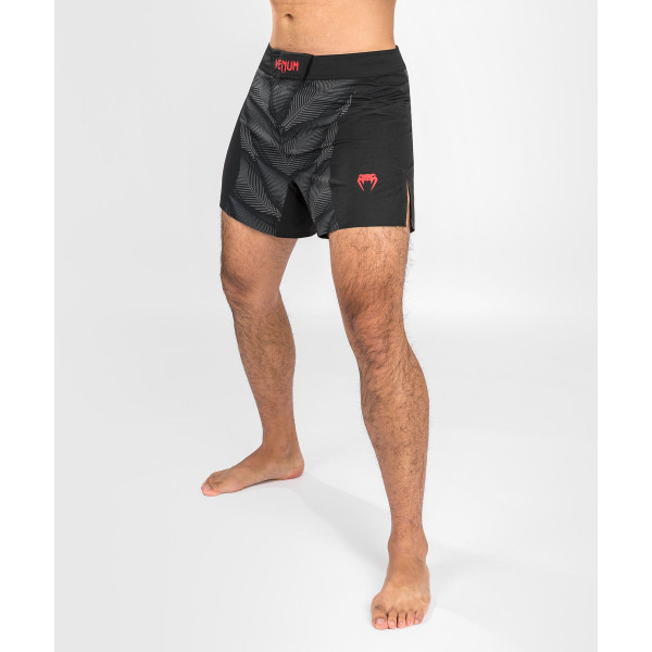 Шорти для MMA Venum Phantom Fightshorts Black Red