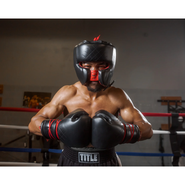 Боксерський шолом TITLE Boxing Ko-Vert Headgear Black