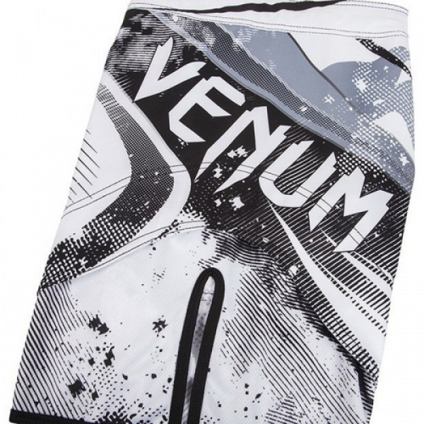 Шорти Venum Galactic Fightshorts White