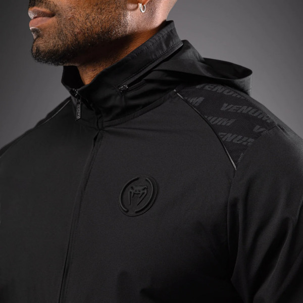 Спортивна куртка Venum Cargo Light Aero Track Jacket - Black