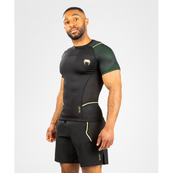 Рашгард Venum Fusion 2.0 Men’s Rashguard Short Sleeves Black Yellow