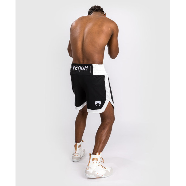 Боксерські шорти Venum Classic Boxing Shorts Black White