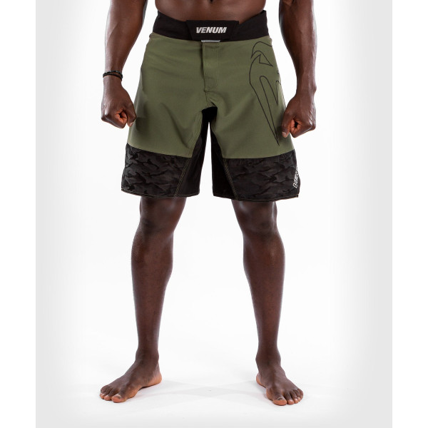 Шорти для ММА Venum Light 4.0 Fightshorts Khaki Silver