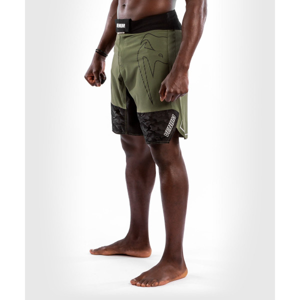 Шорти для ММА Venum Light 4.0 Fightshorts Khaki Silver