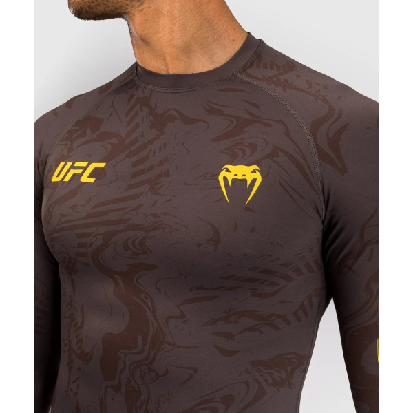 Рашгард UFC Venum FIGHT WEEK 4.0 Men's Long Sleeve Rashguards Dark Brown