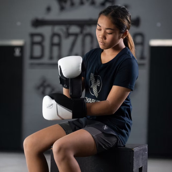 Дитячи боксерські рукавиці Hayabusa E1 Kids Boxing Gloves White Silver