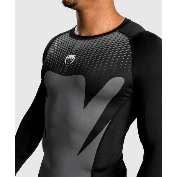 Рашгард з довгим рукавом Venum Attack Longsleeve Rashguard Black