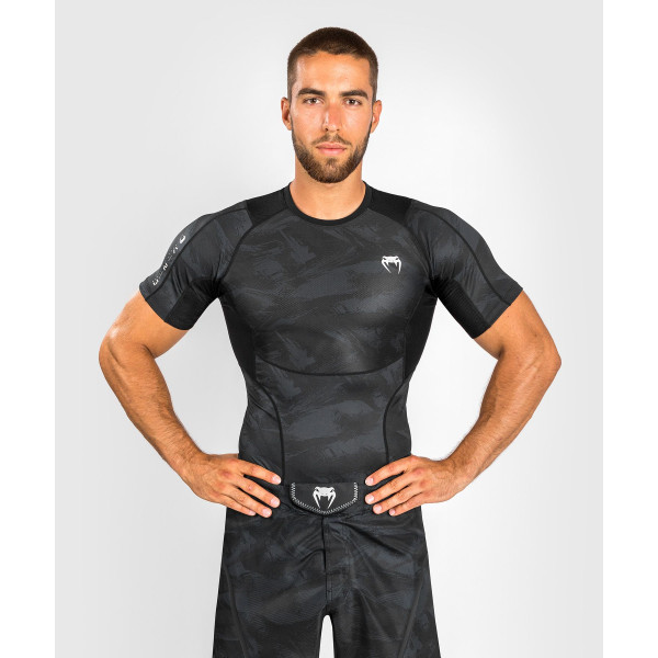 Компресійна фуболка Venum Electron 3.0 Rashguard Short Sleeves Black