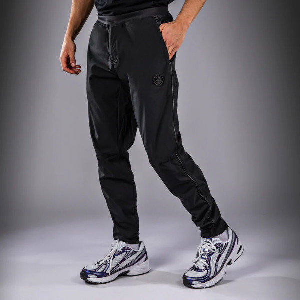 Спортивні штани Venum Cargo Light Aero Joggers - Black