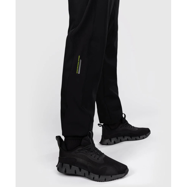 Спортивні штани Venum Training Camp 4.0 Joggers - Black/Neon Green