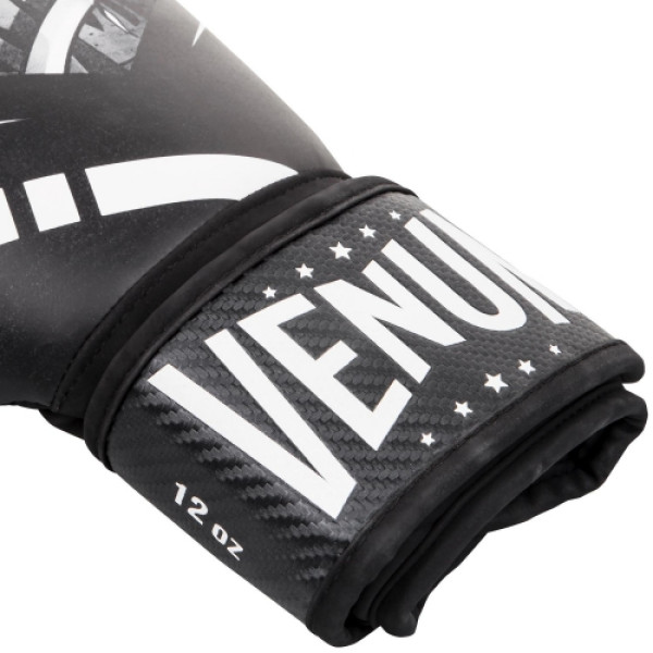 Боксерські рукавиці Venum Devil Boxing Gloves White Black