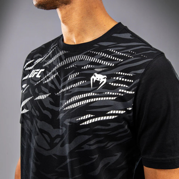 Футболка UFC Venum Fight Night 4.0 REPLICA Men's T-Shirt Black
