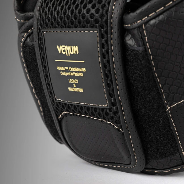 Боксерський шолом Venum Impact Evo Scales Headgear Black