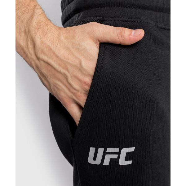 Спортивні шорти Venum UFC Authentic Fight Week Men’s 2.0 Black Red