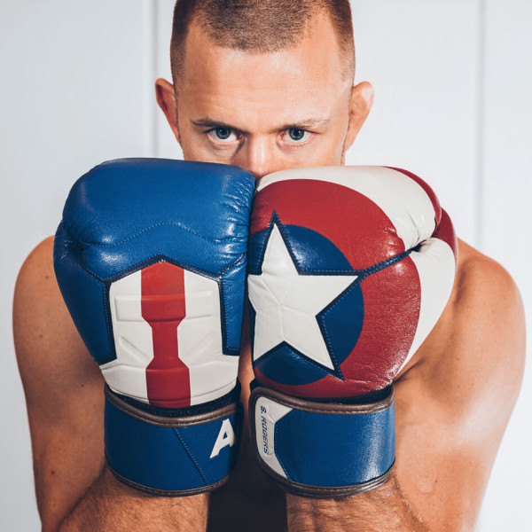Боксерські рукавиці Hayabusa Captain America Boxing Gloves