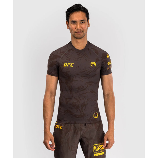 Рашгард UFC Venum FIGHT WEEK 4.0 Men's Short Sleeve Rashguards Dark Brown