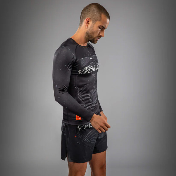 Рашгард Venum Eclipse Long Sleeve Rashguard Black Ivory