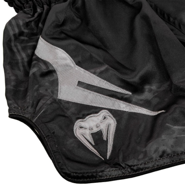 Шорти для тайського боксу Venum Gladiator 3.0 Muay Thai Shorts Black Black