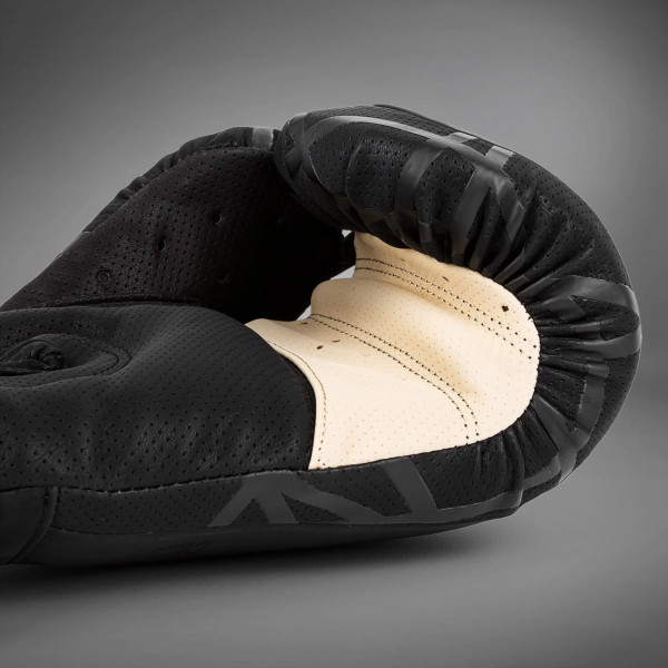 Боксерські рукавички Venum Tecmo 2.0 Boxing Gloves Black