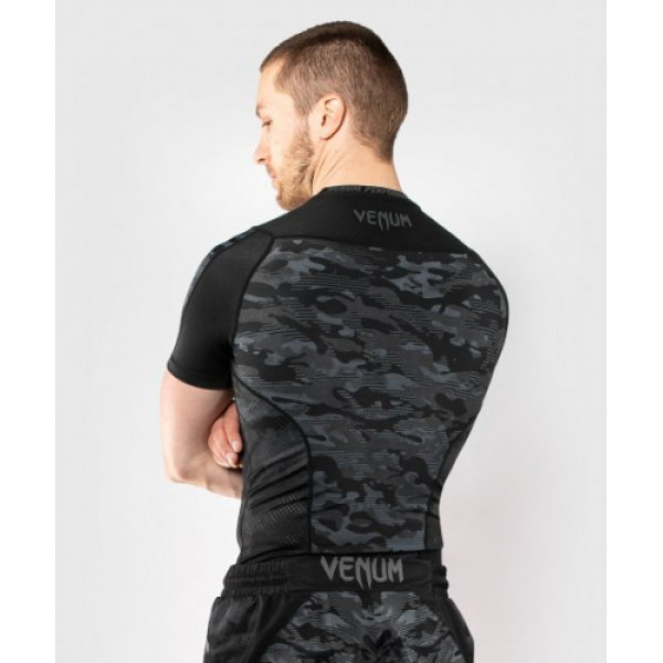 Рашгард Venum Defender Rashguard Short Sleeves Dark Camo
