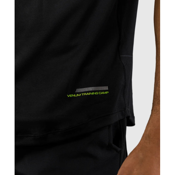 Тренувальна футболка Venum Training Camp 4.0 Dry Tech T-shirt - Black/Neon Green