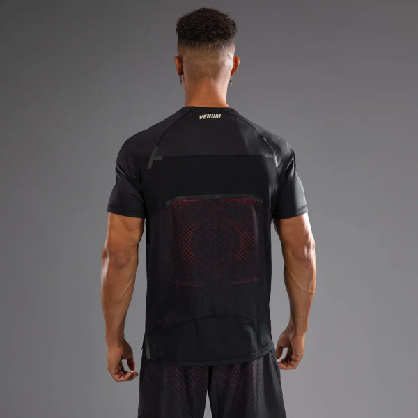 Футболка Venum G-Fit Air Men's Dry-Tech T-Shirt Deep Black Fire Red