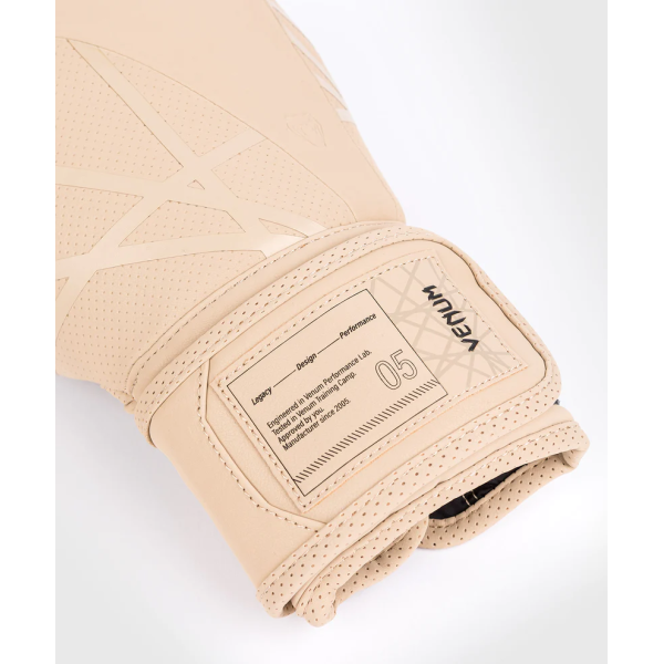 Боксерські рукавички Venum Tecmo 2.0 Boxing Gloves Sand