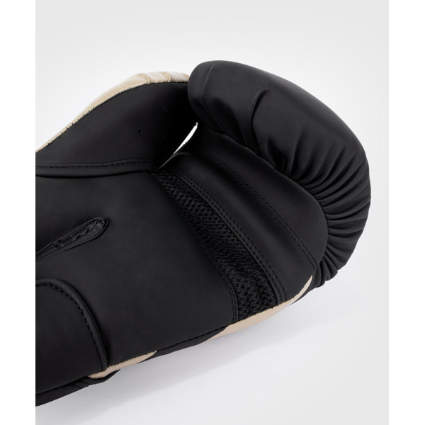 Боксерські рукавиці Venum Challenger 4.0 Boxing Gloves Black Beige