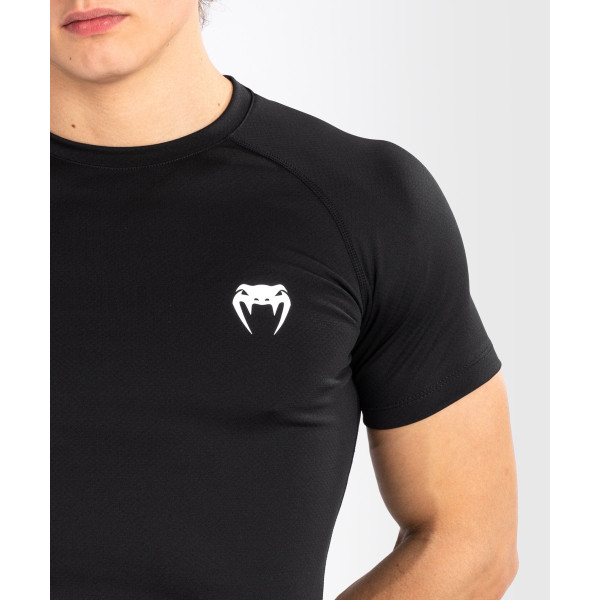 Рашгард Venum Contender Short Sleeve Rashguard Black