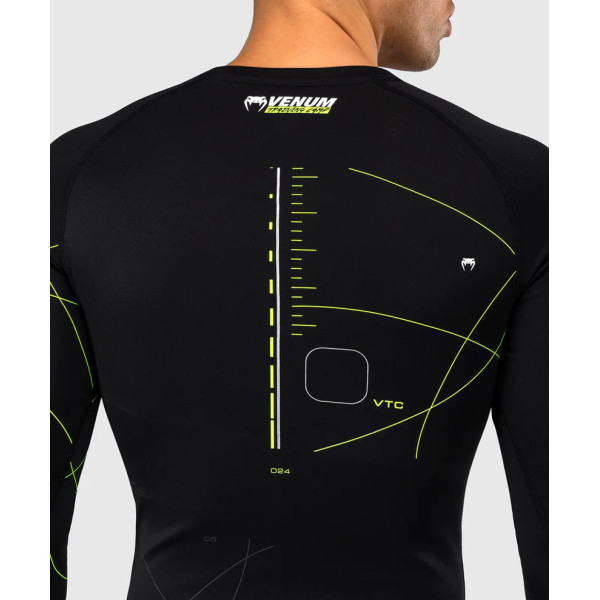 Рашгард Venum Training Camp 4.0 Long Sleeve Rashguard - Black/Neon Green