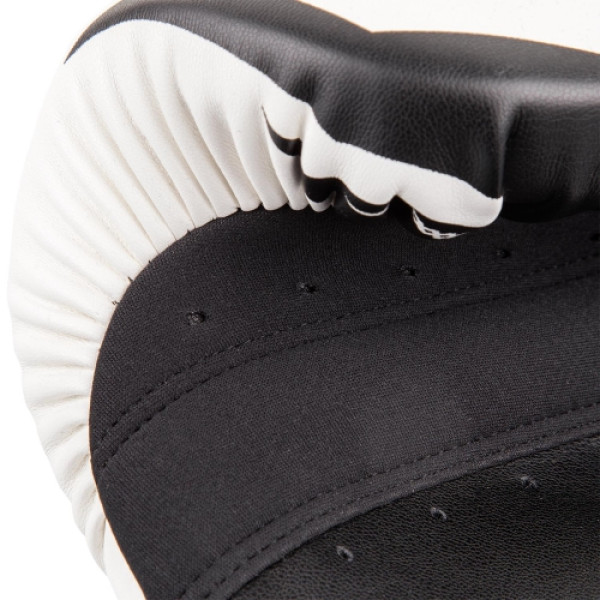 Боксерські рукавиці Venum Challenger 3.0 Boxing Gloves White Black