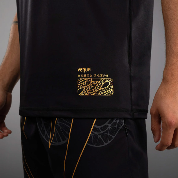 Футболка Venum Serpenti Dry Tech T-Shirt Black Silver Gold