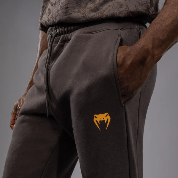 Спортивні штани UFC Venum FIGHT WEEK 4.0 PLAIN VERSION Men's Joggers Brown
