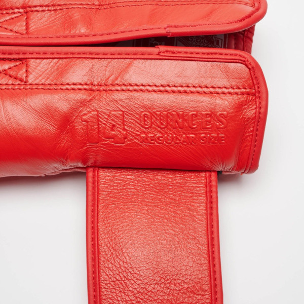 Боксерські рукавиці Leone GN111 THE GREATEST Red 10 унцій (бинти 4 м. в комплекті)