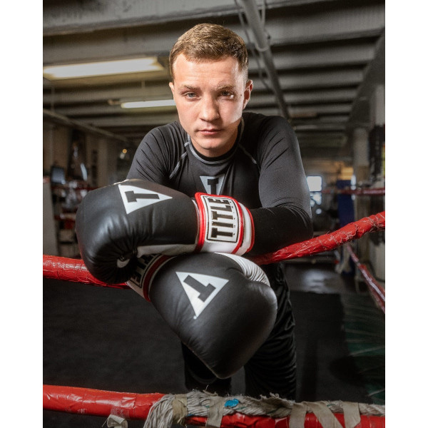 Боксерські рукавиці TITLE Boxing Gel World Black M 12oz