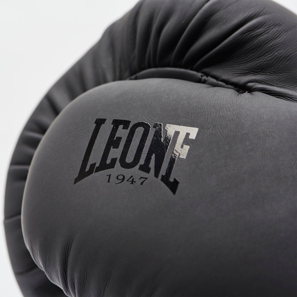 Боксерські рукавиці Leone GN059 Black/White 14 унцій (капу в комплекті)
