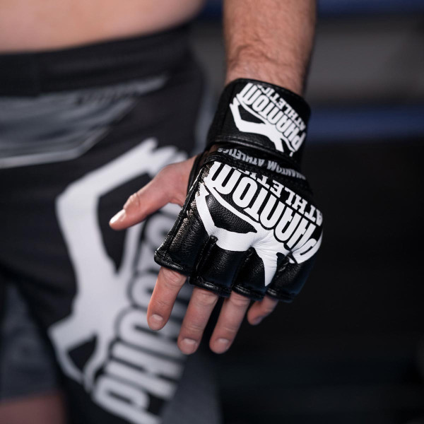 Рукавиці для ММА Phantom Blackout Black S/M