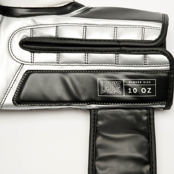 Боксерські рукавиці Leone GN208 ICONIC Black 12 унцій (бинти 4 м. в комплекті)