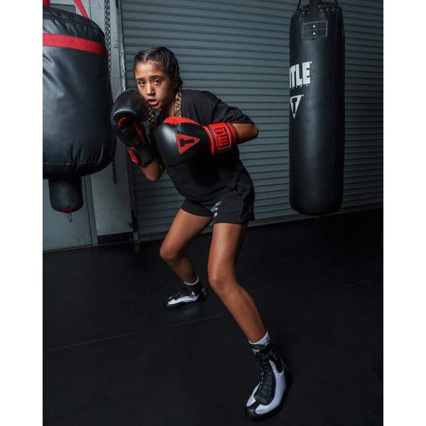Боксерські рукавиці TITLE Boxing All Heart Bag Gloves 2.0 Black/Red 12 oz