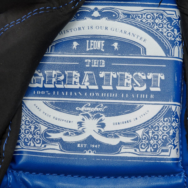 Боксерські рукавиці Leone GN111 THE GREATEST Blue 12 унцій (бинти 4 м. в комплекті)