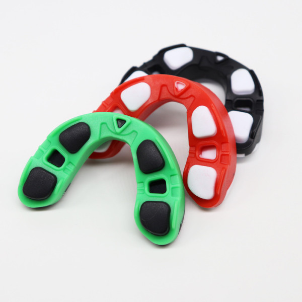 Боксерская капа Green Black Plus