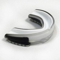 Боксерская капа White Black Premium