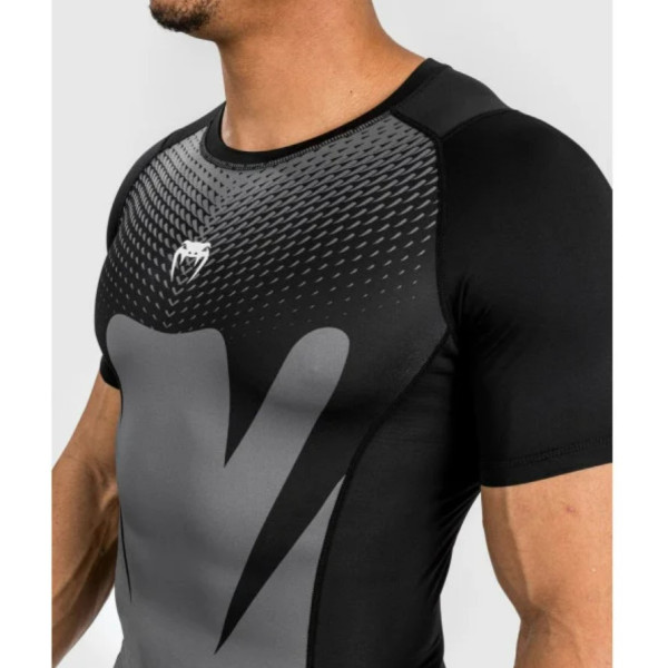 Рашгард Venum Attack Short Sleeve Rashguard Black